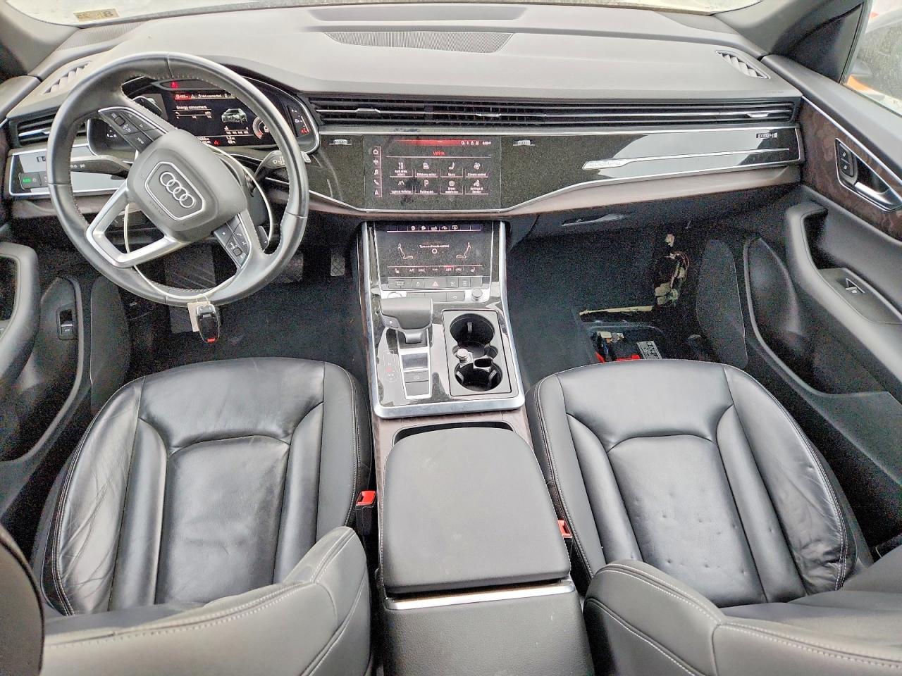 AUDI Q8 2019 — 9