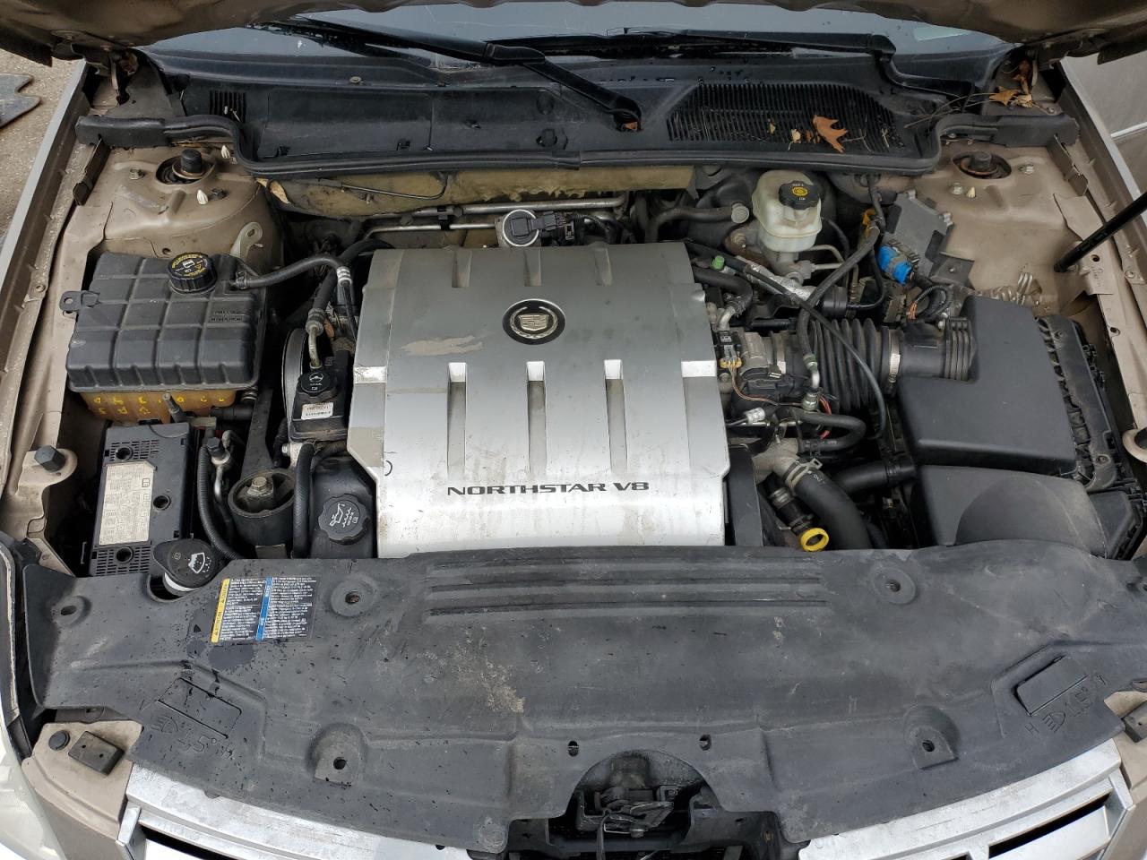 CADILLAC DTS 2006 — 13