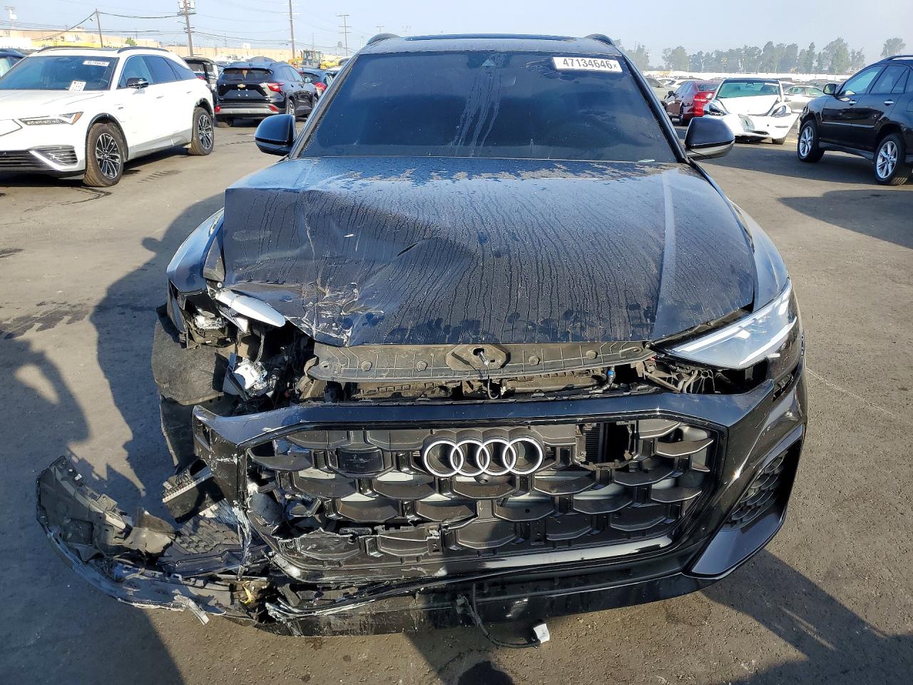 AUDI Q8 2024 — 6