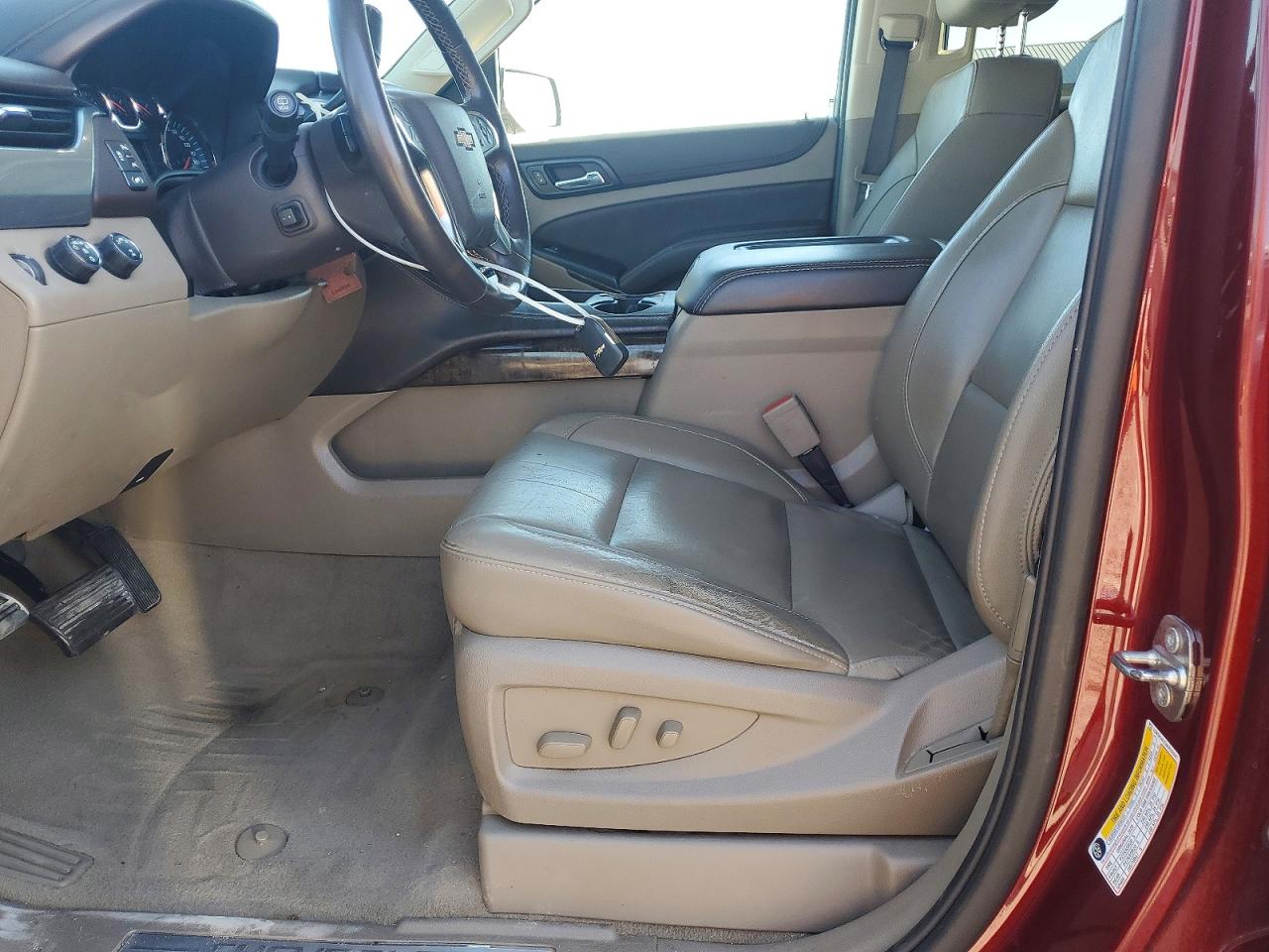 CHEVROLET SUBURBAN 2019 — 8