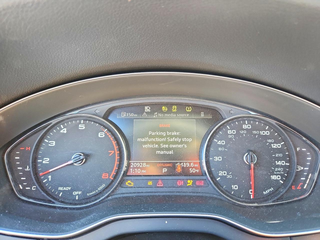 AUDI Q5 2023 — 10