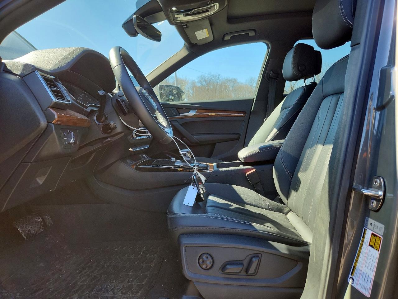 AUDI Q5 2023 — 8