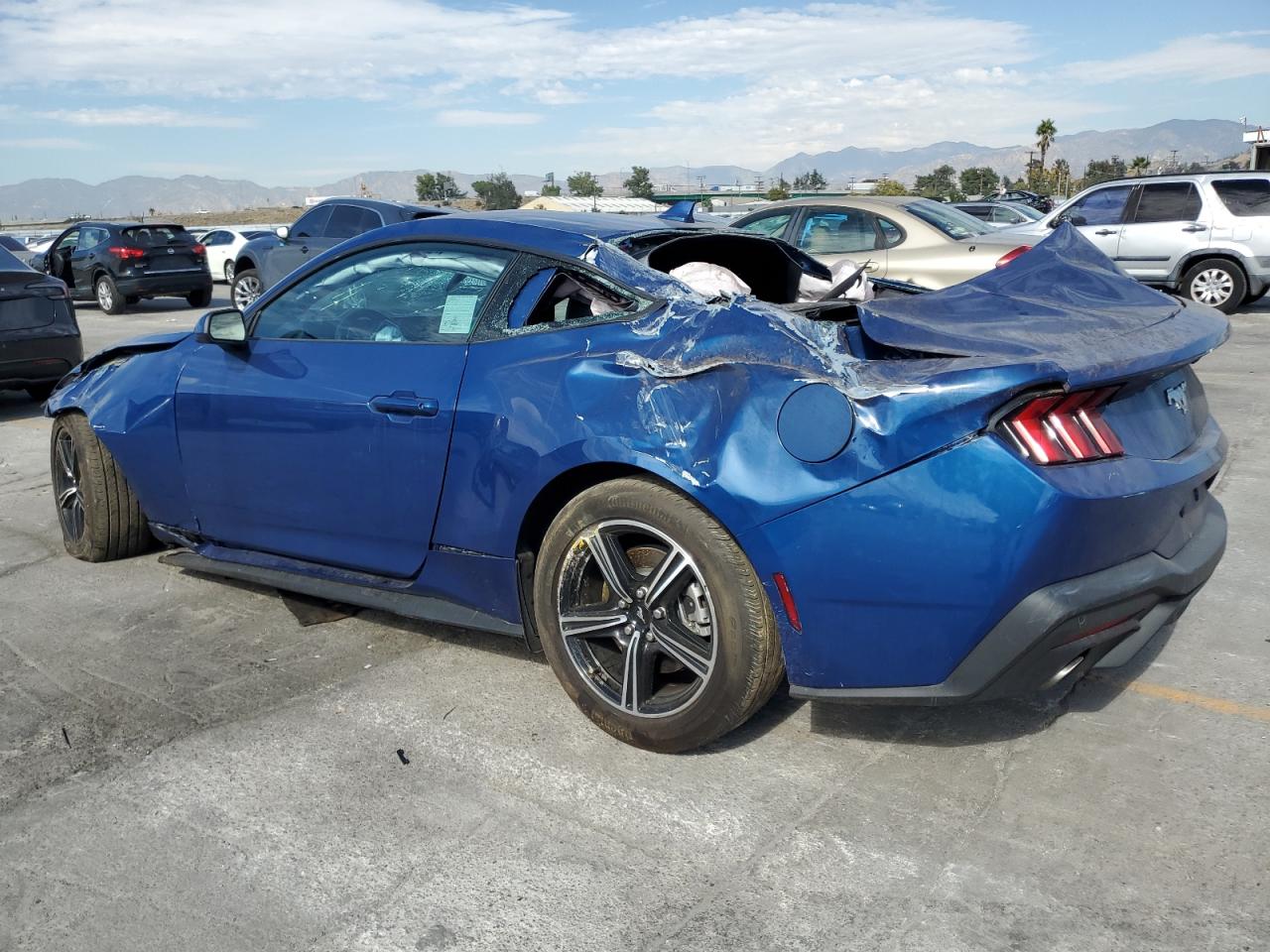 FORD MUSTANG 2024 — 3