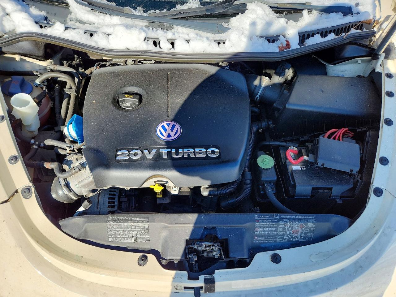 VOLKSWAGEN NEW BEETLE 2003 — 12