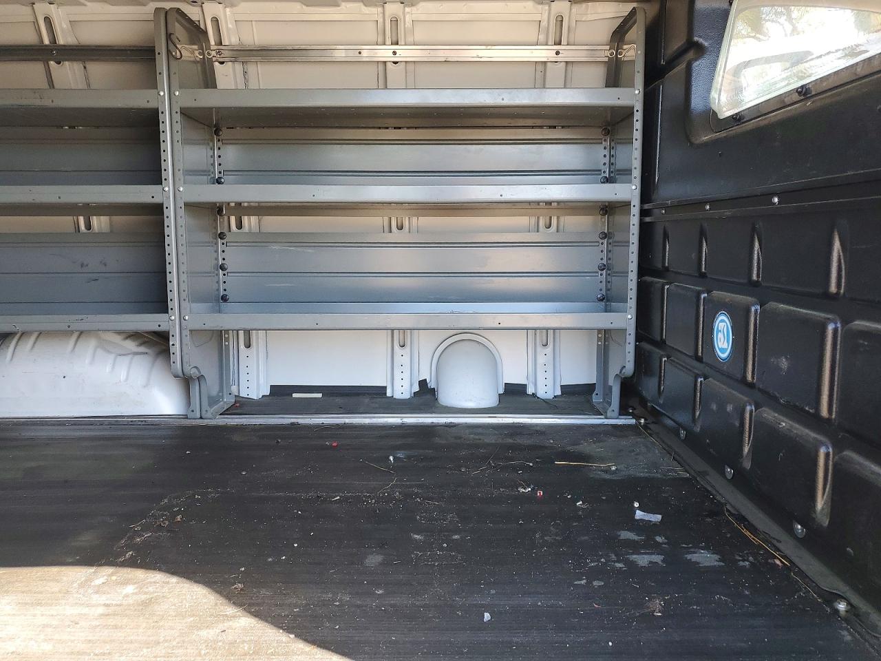 CHEVROLET EXPRESS G2500 2021 — 12