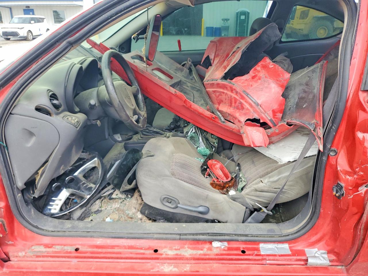PONTIAC GRAND AM 2003 — 8