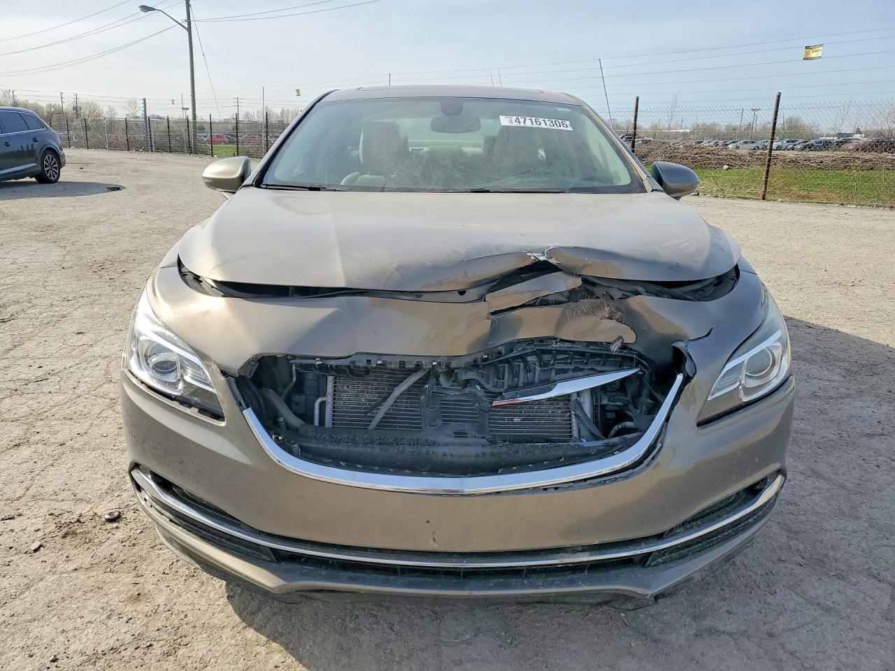 BUICK LACROSSE 2017 — 6
