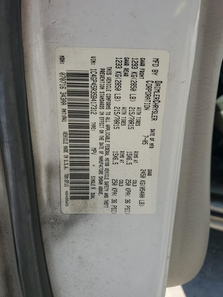 CHRYSLER TOWN & COUNTRY 2005 — 14