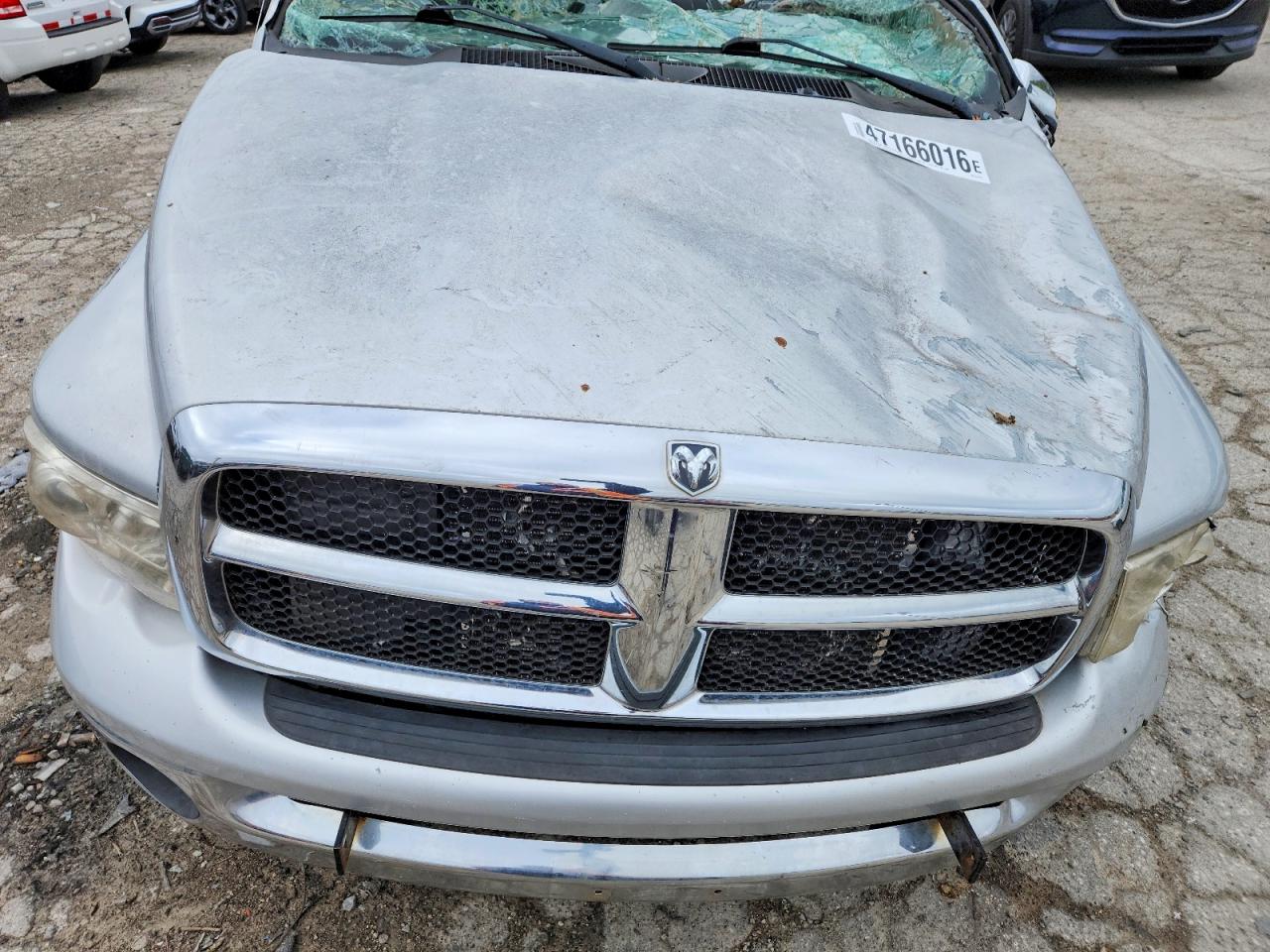 DODGE RAM 2500 2004 — 12