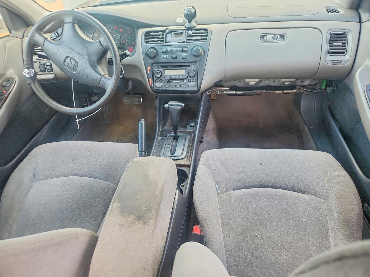 HONDA ACCORD 2002 — 9