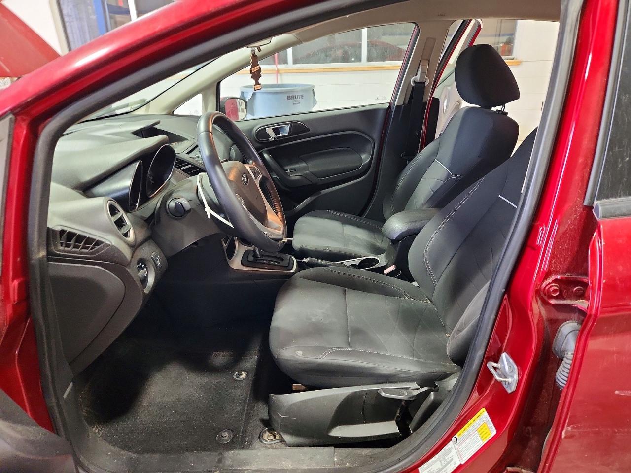 FORD FIESTA 2014 — 8