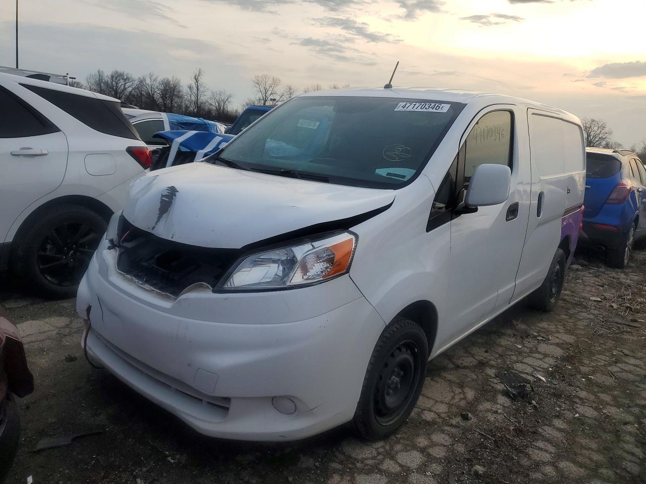 2019 NISSAN NV200 SV