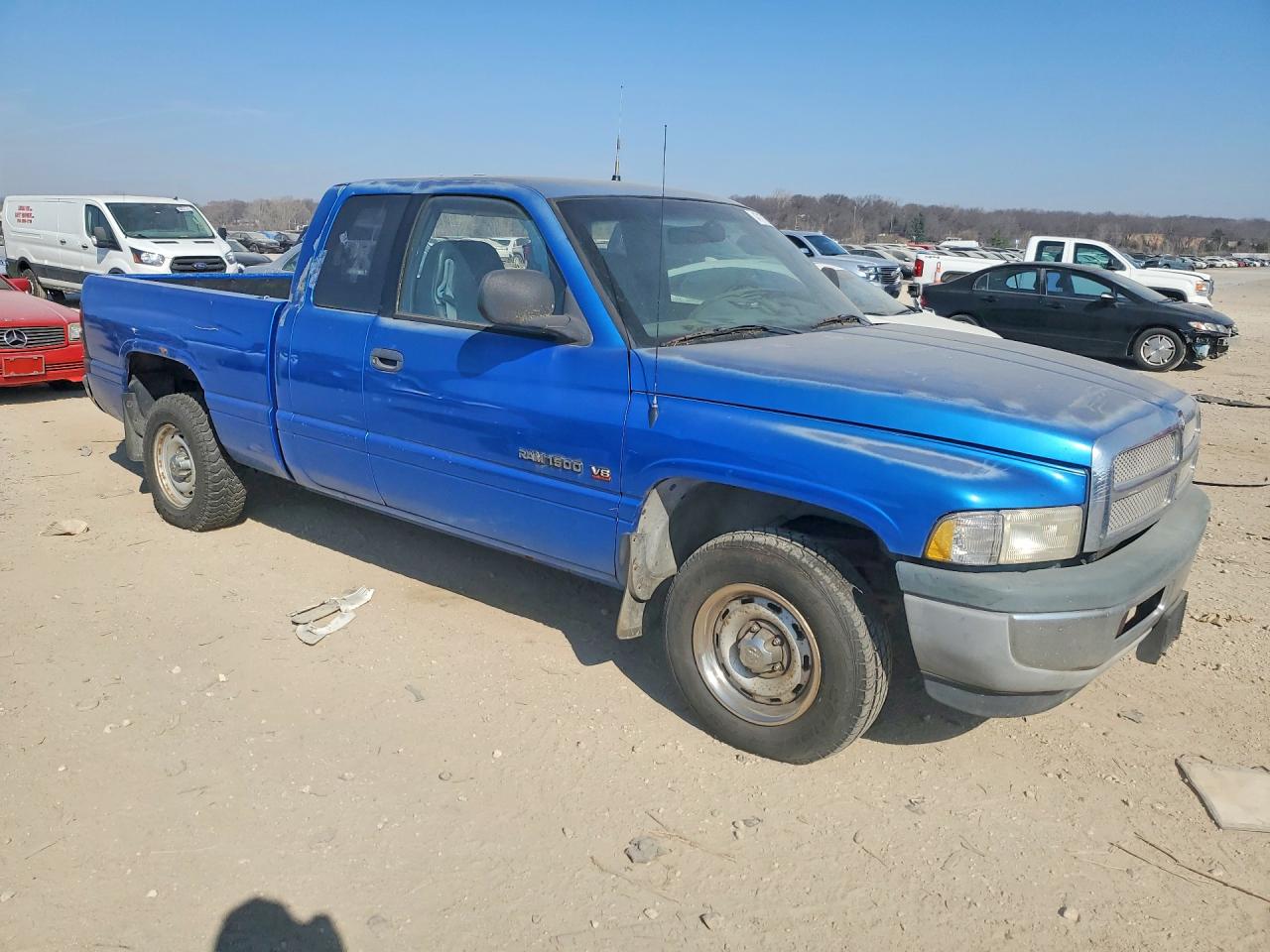 DODG RAM 1500 2001 — 5
