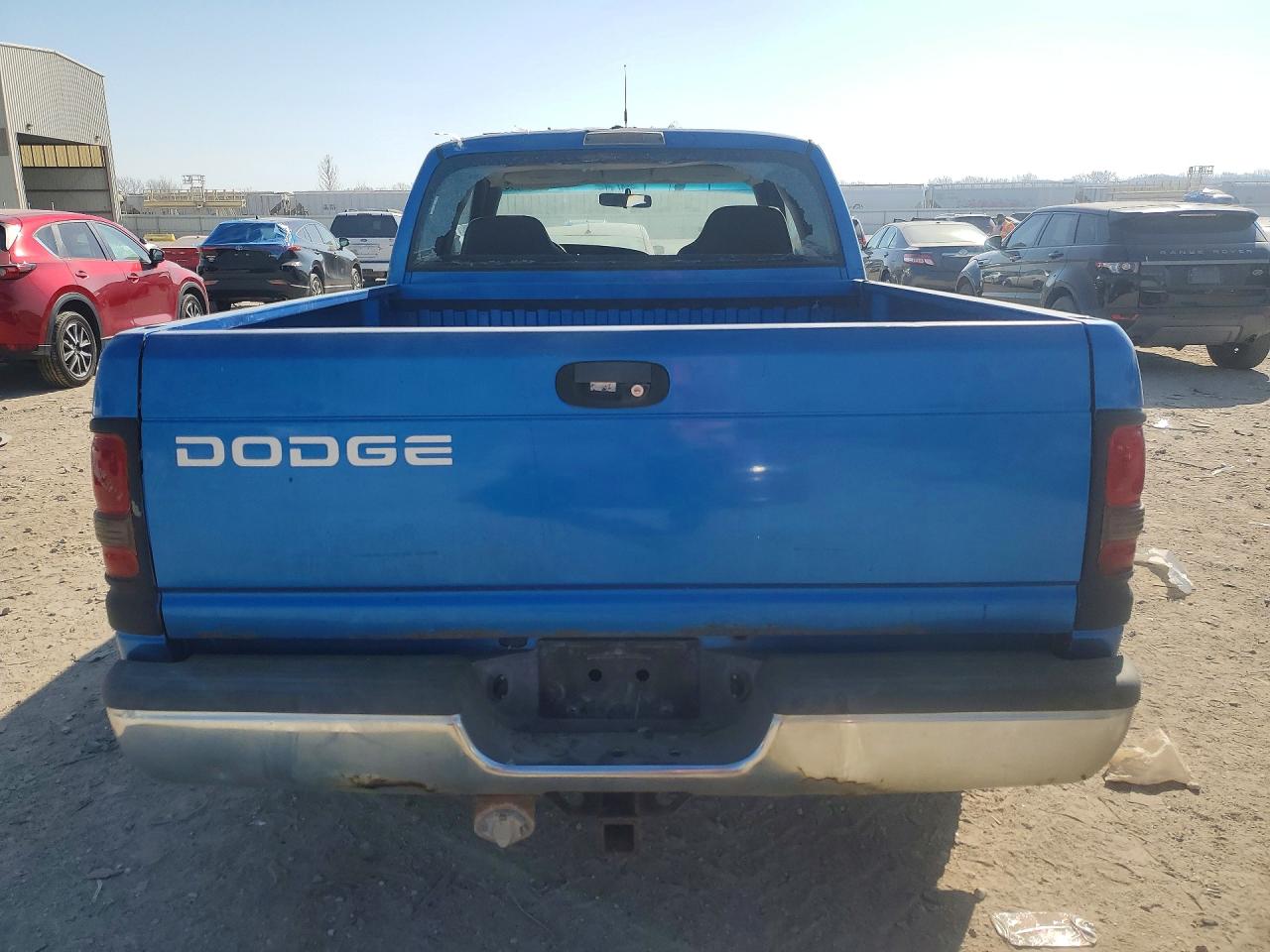 DODG RAM 1500 2001 — 7
