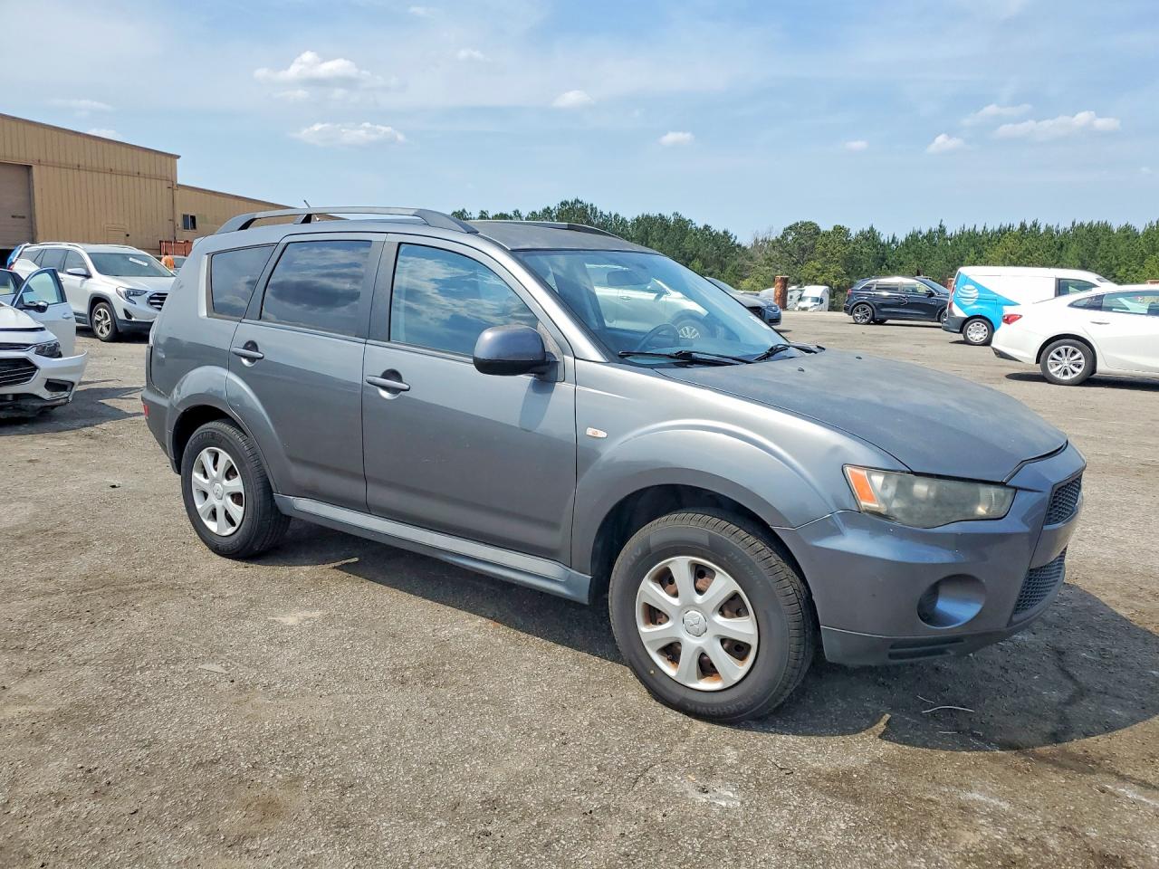 MITSUBISHI OUTLANDER 2012 — 5