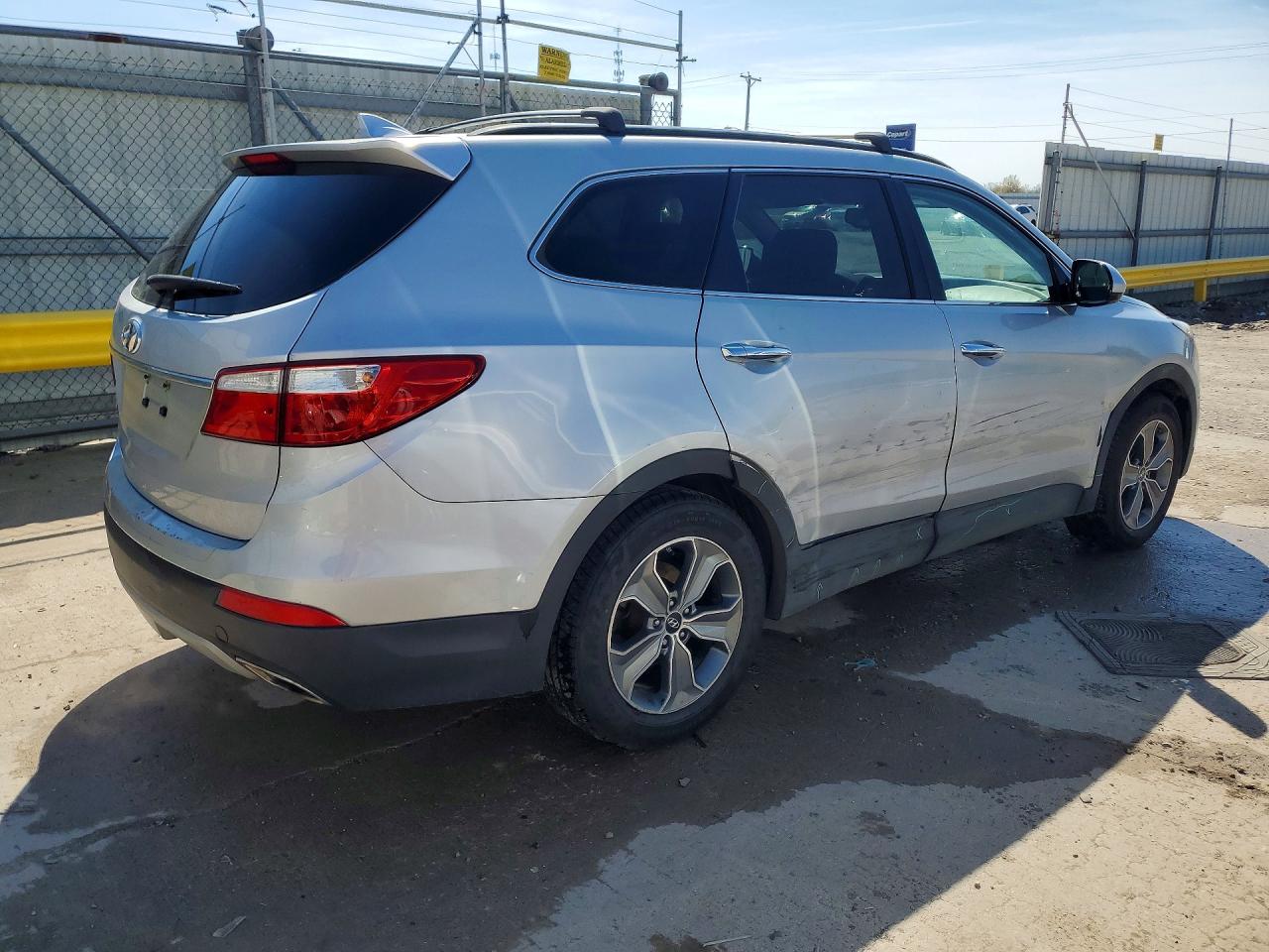 HYUNDAI SANTA FE 2016 — 4