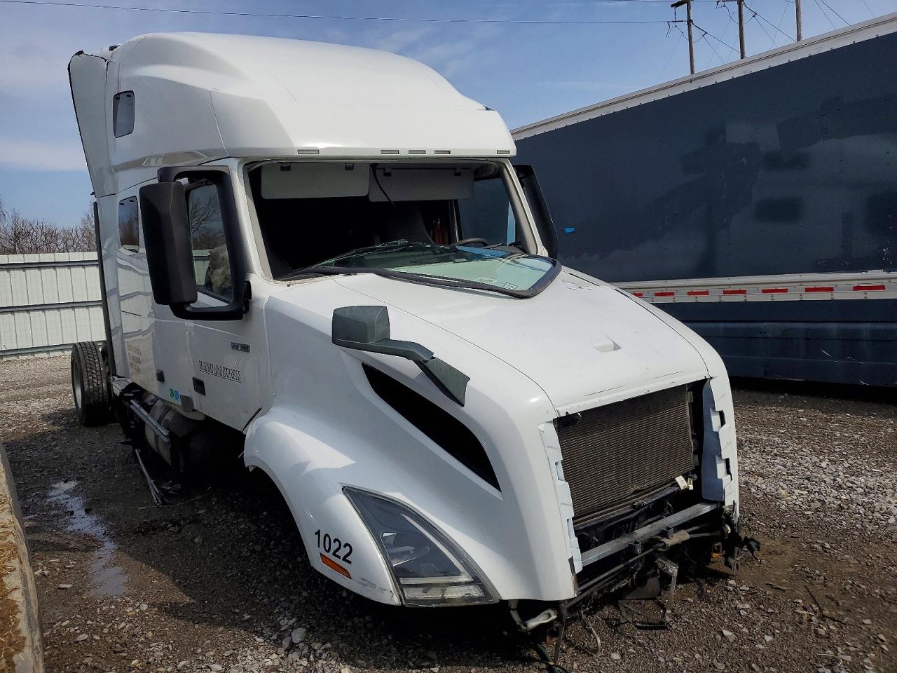 2021 VOLVO VN VNL