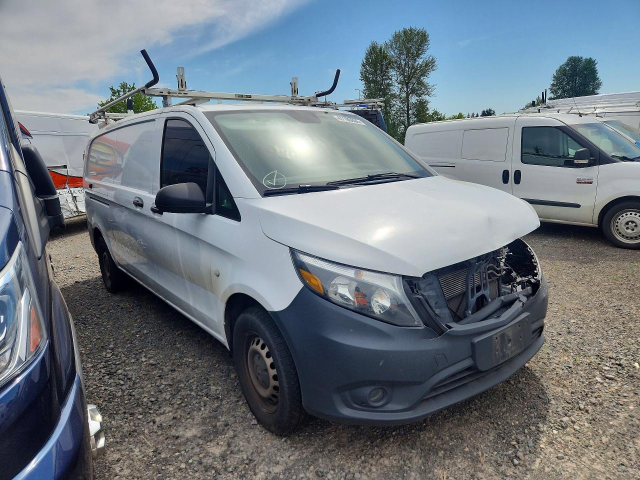 MERCEDES-BENZ METRIS 2021 — 5