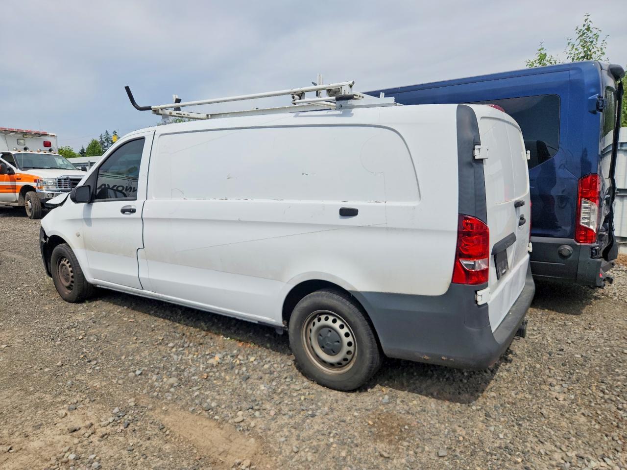 MERCEDES-BENZ METRIS 2021 — 3