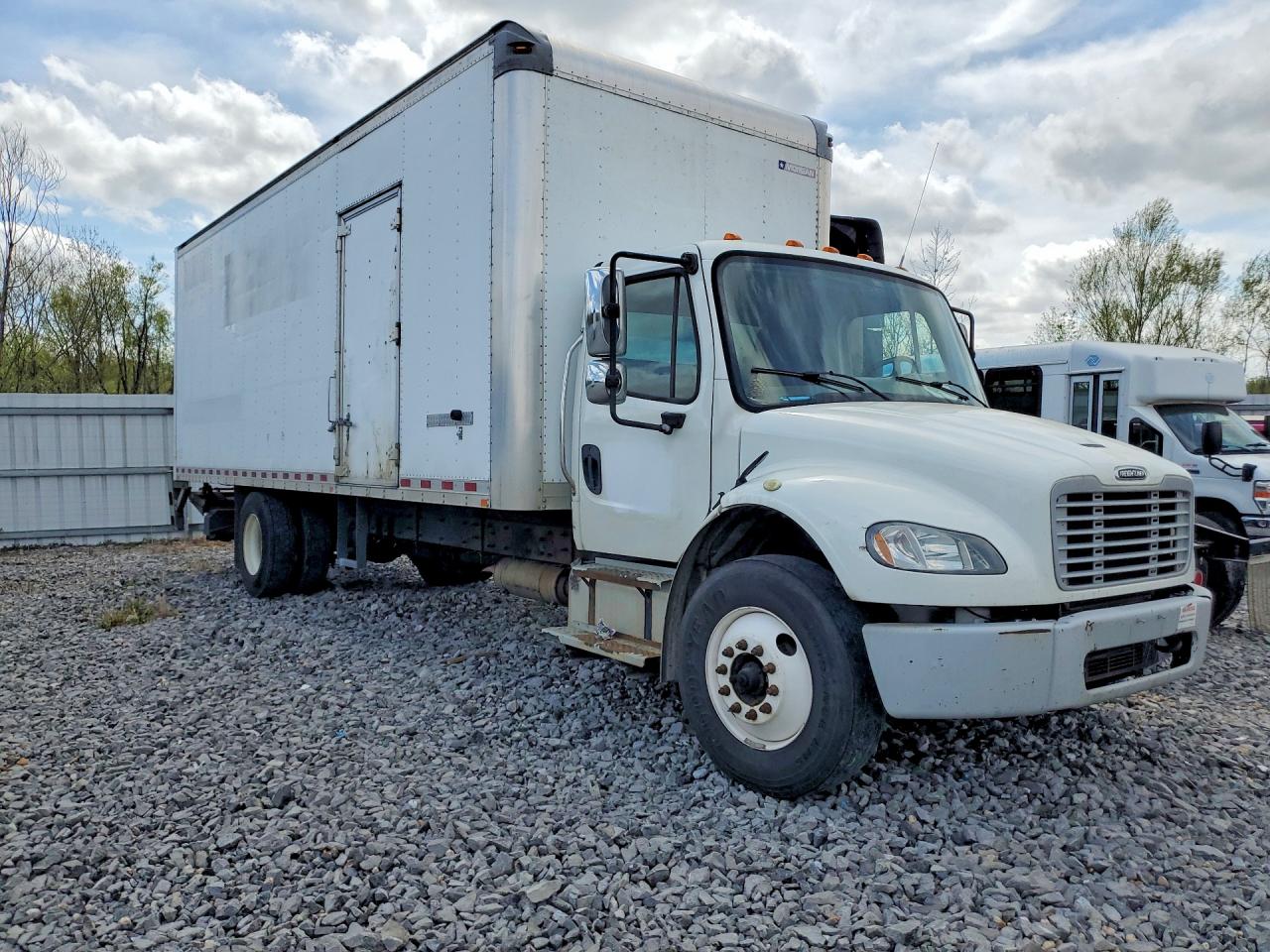 FREIGHTLINER M2 2016 — 5