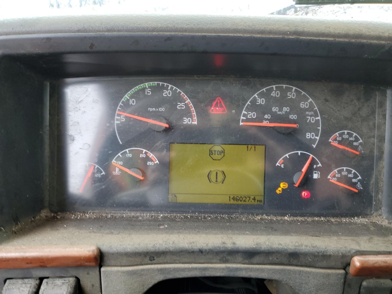 VOLVO VHD 2006 — 10