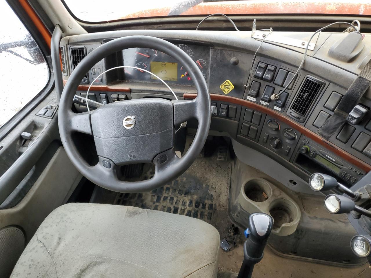 VOLVO VHD 2006 — 9