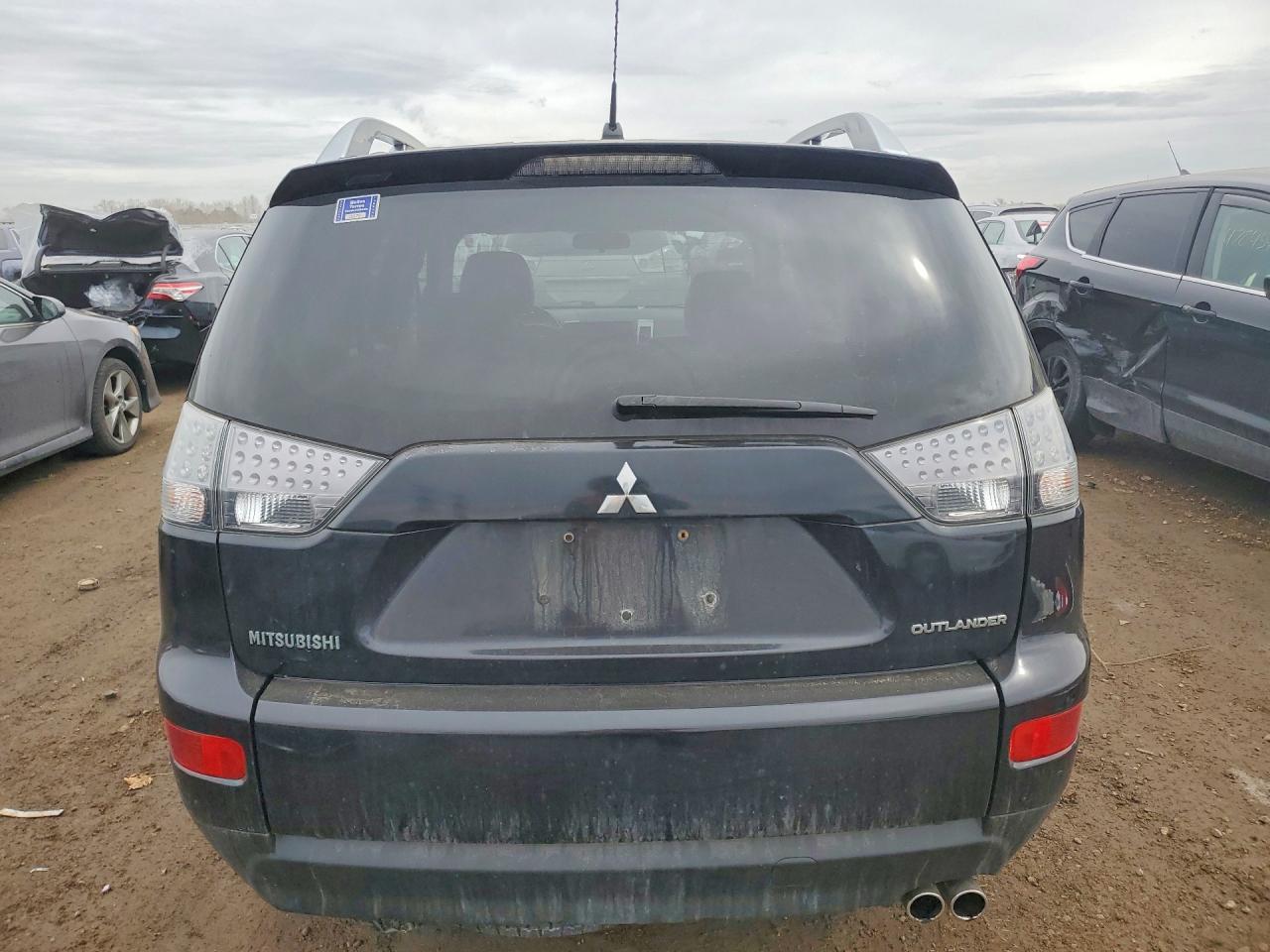 MITSUBISHI OUTLANDER 2009 — 7