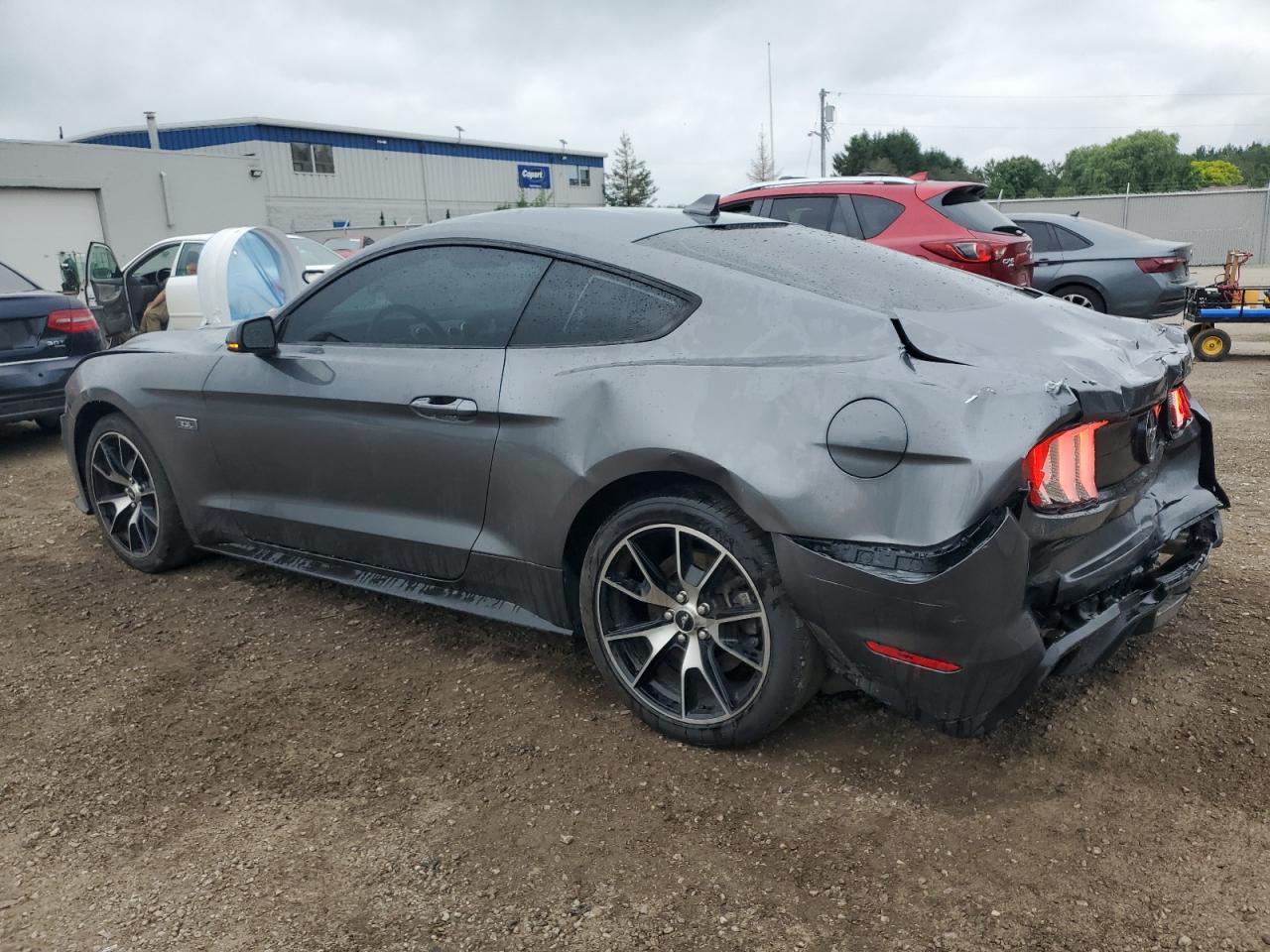 FORD MUSTANG 2022 — 3
