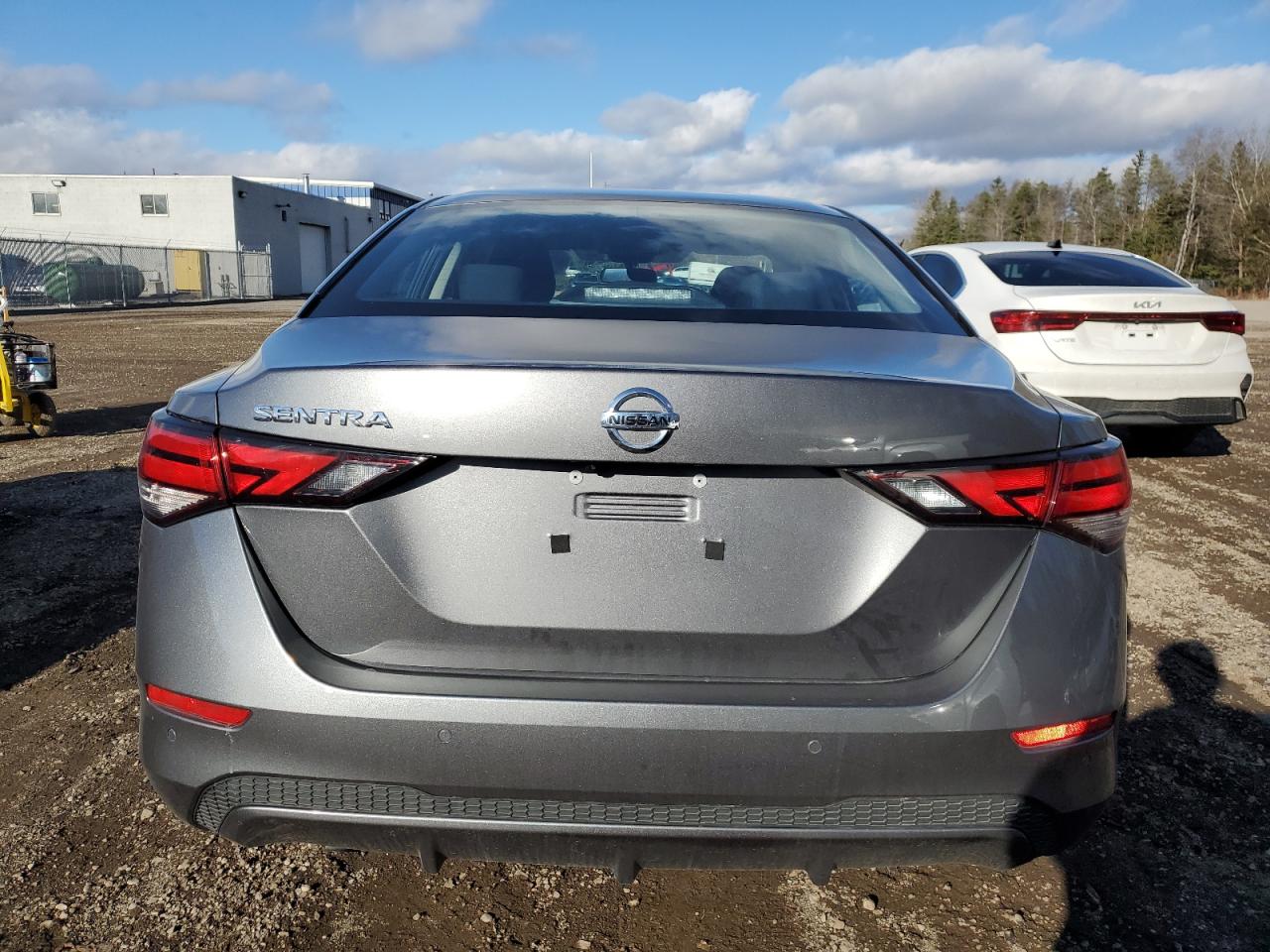 NISSAN SENTRA 2023 — 7