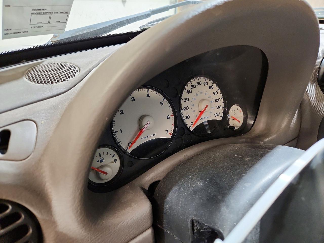 JEEP LIBERTY 2004 — 10
