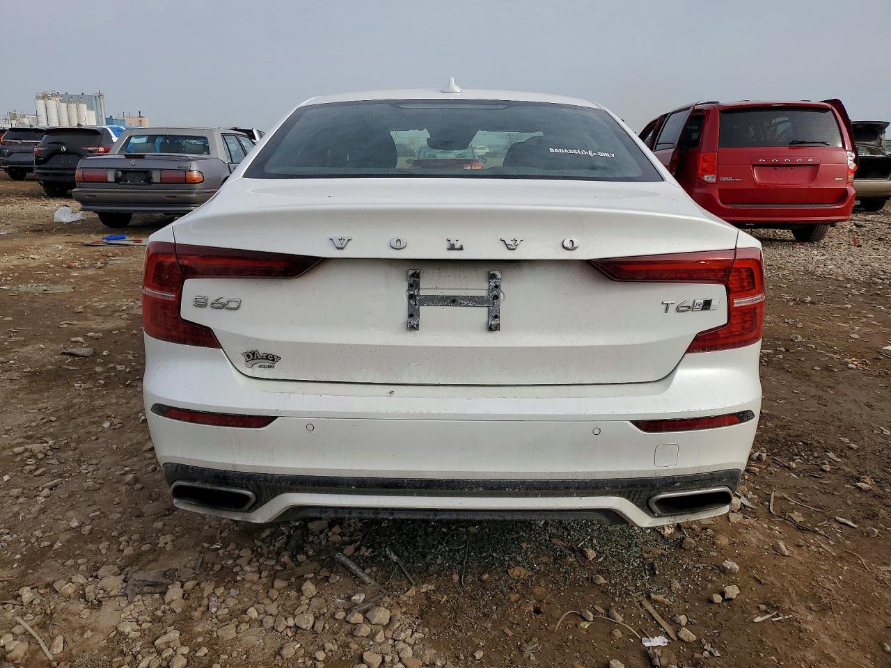 VOLVO S60 2019 — 7