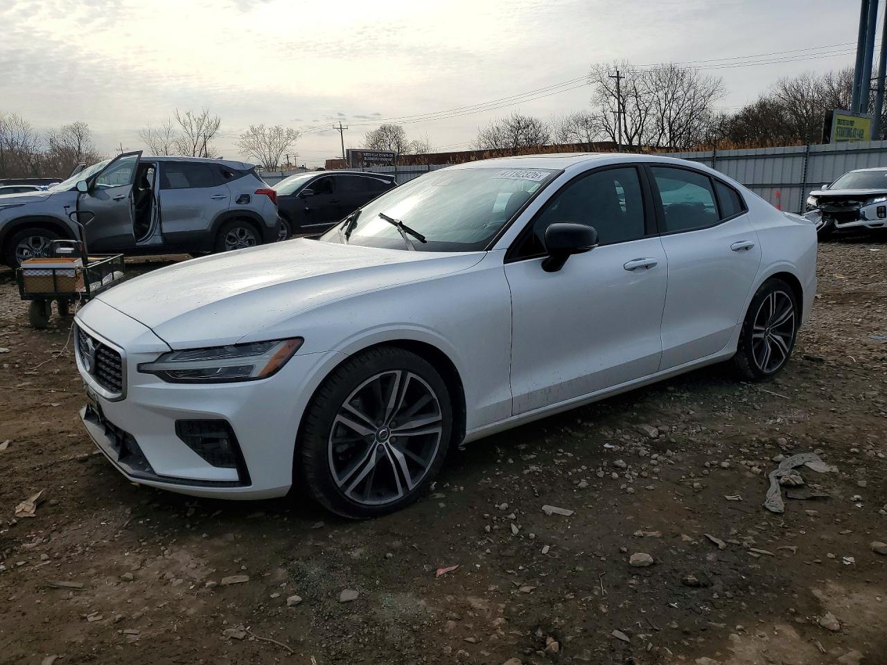 VOLVO S60 2019 — 2
