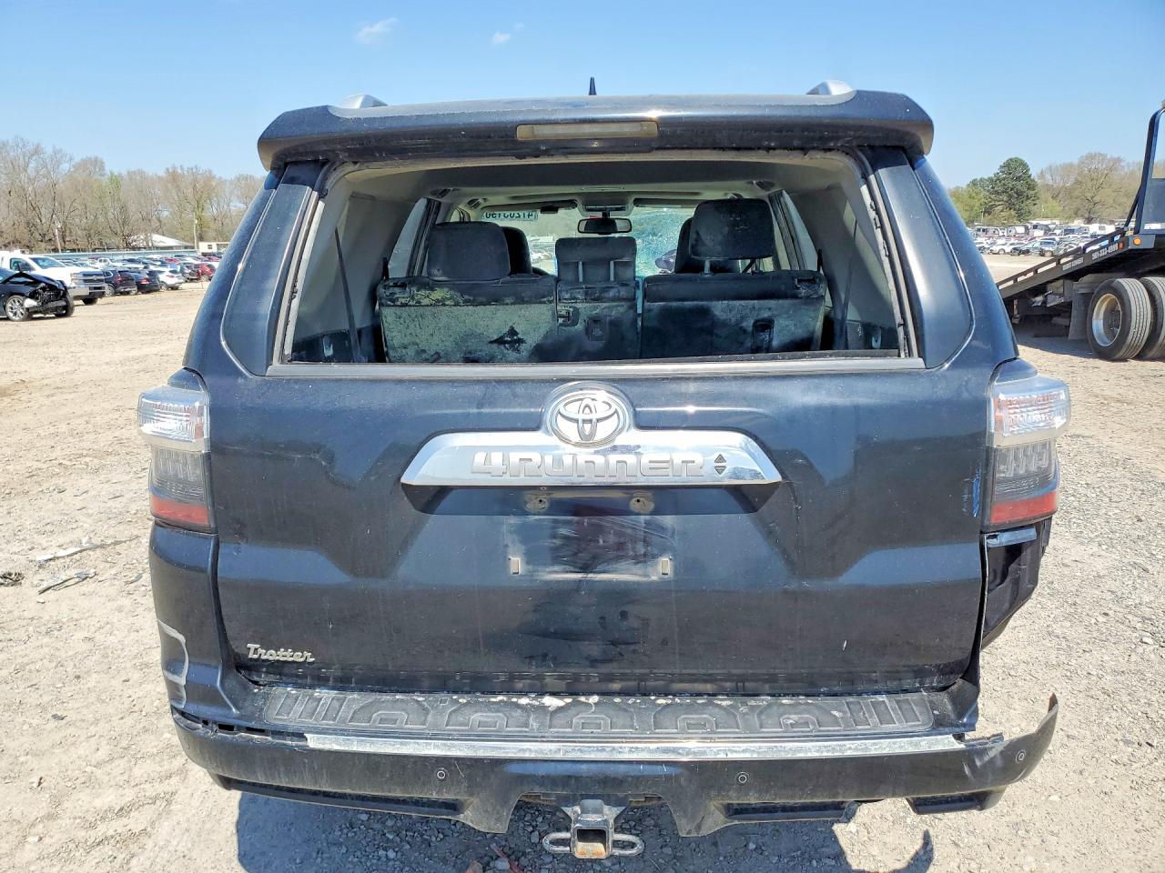 TOYOTA 4RUNNER 2018 — 7