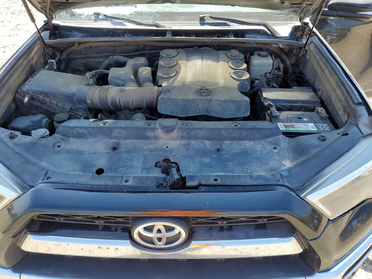 TOYOTA 4RUNNER 2018 — 12