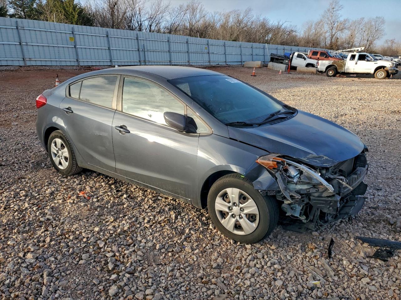 2016 KIA FORTE LX