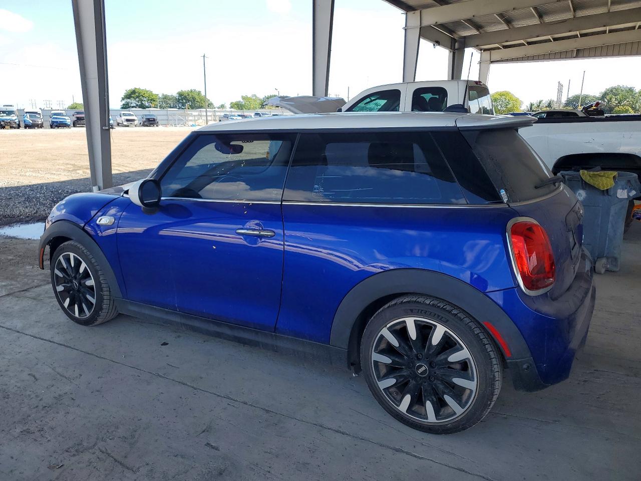 MINI COOPER 2019 — 3