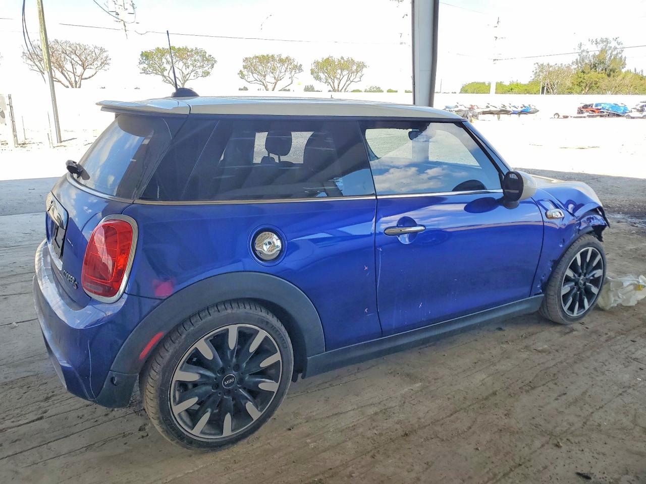 MINI COOPER 2019 — 4