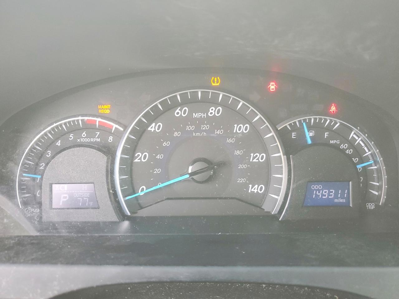 TOYOTA CAMRY 2012 — 10