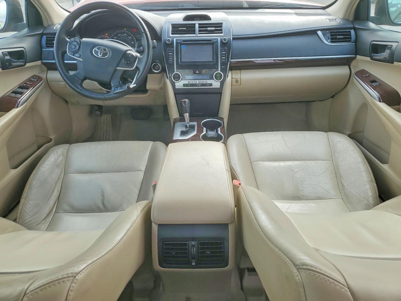 TOYOTA CAMRY 2012 — 9