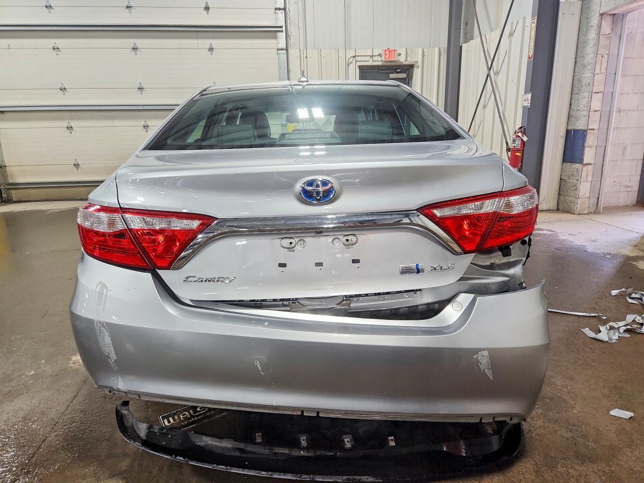 TOYOTA CAMRY HYBRID 2017 — 7