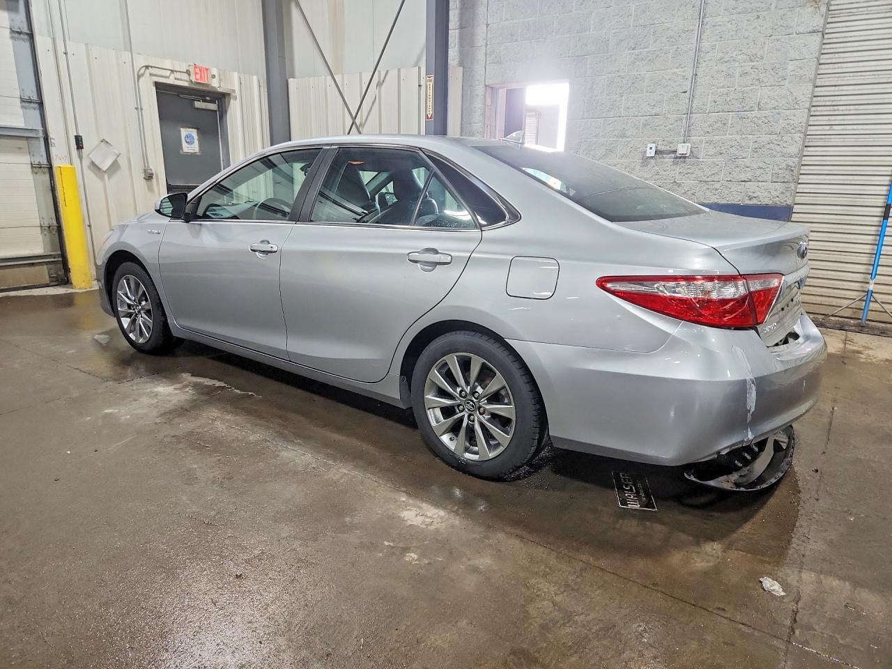 TOYOTA CAMRY HYBRID 2017 — 3
