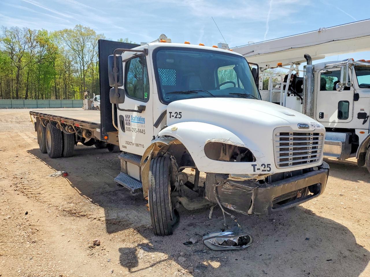 FREIGHTLINER M2 2006 — 2