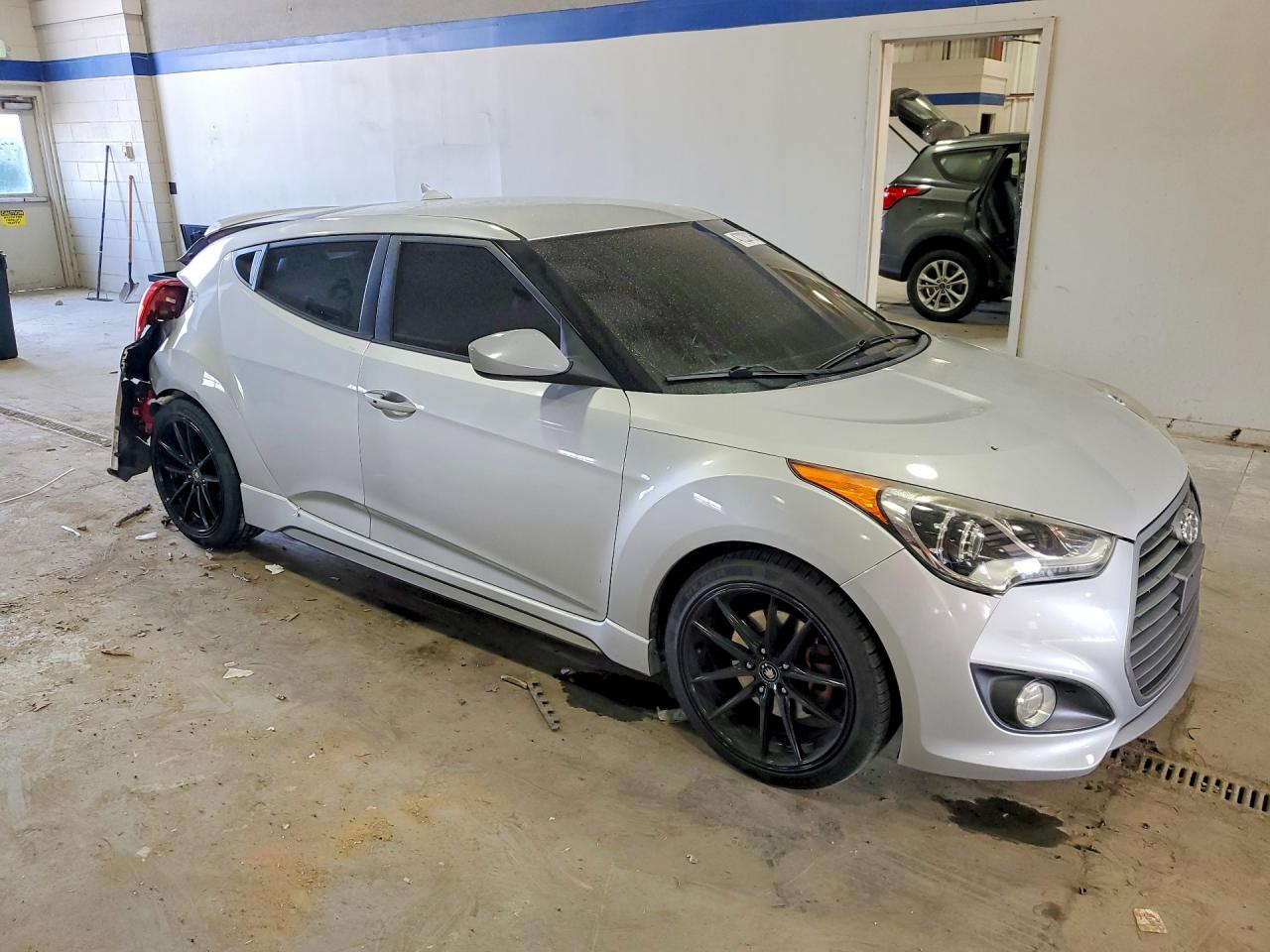 HYUNDAI VELOSTER 2016 — 5