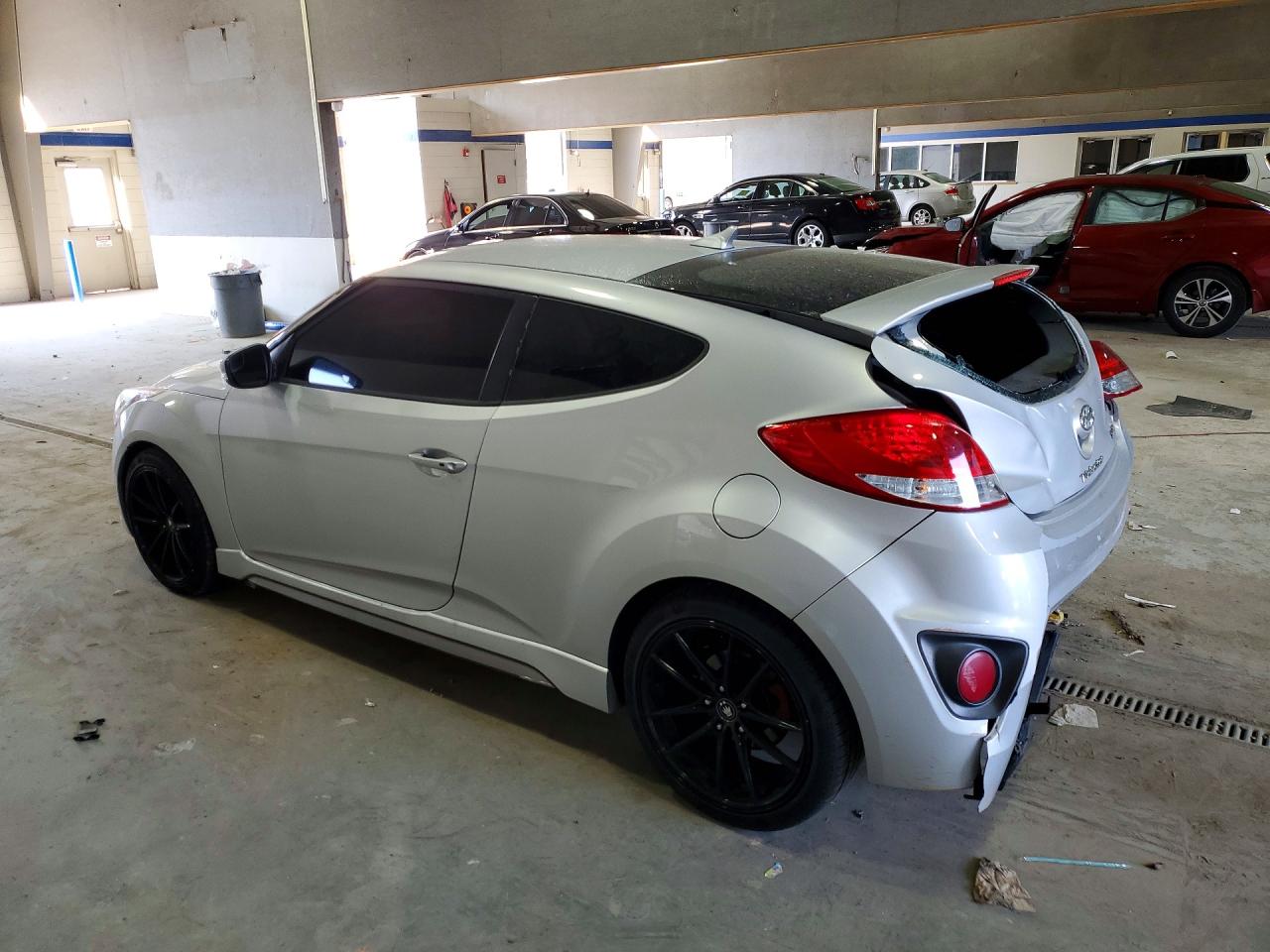 HYUNDAI VELOSTER 2016 — 3