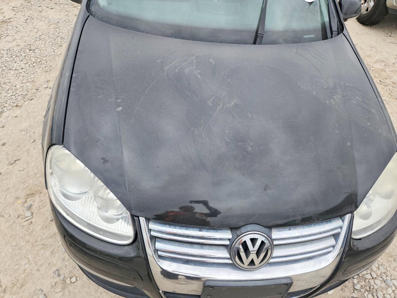 VOLKSWAGEN JETTA 2009 — 12