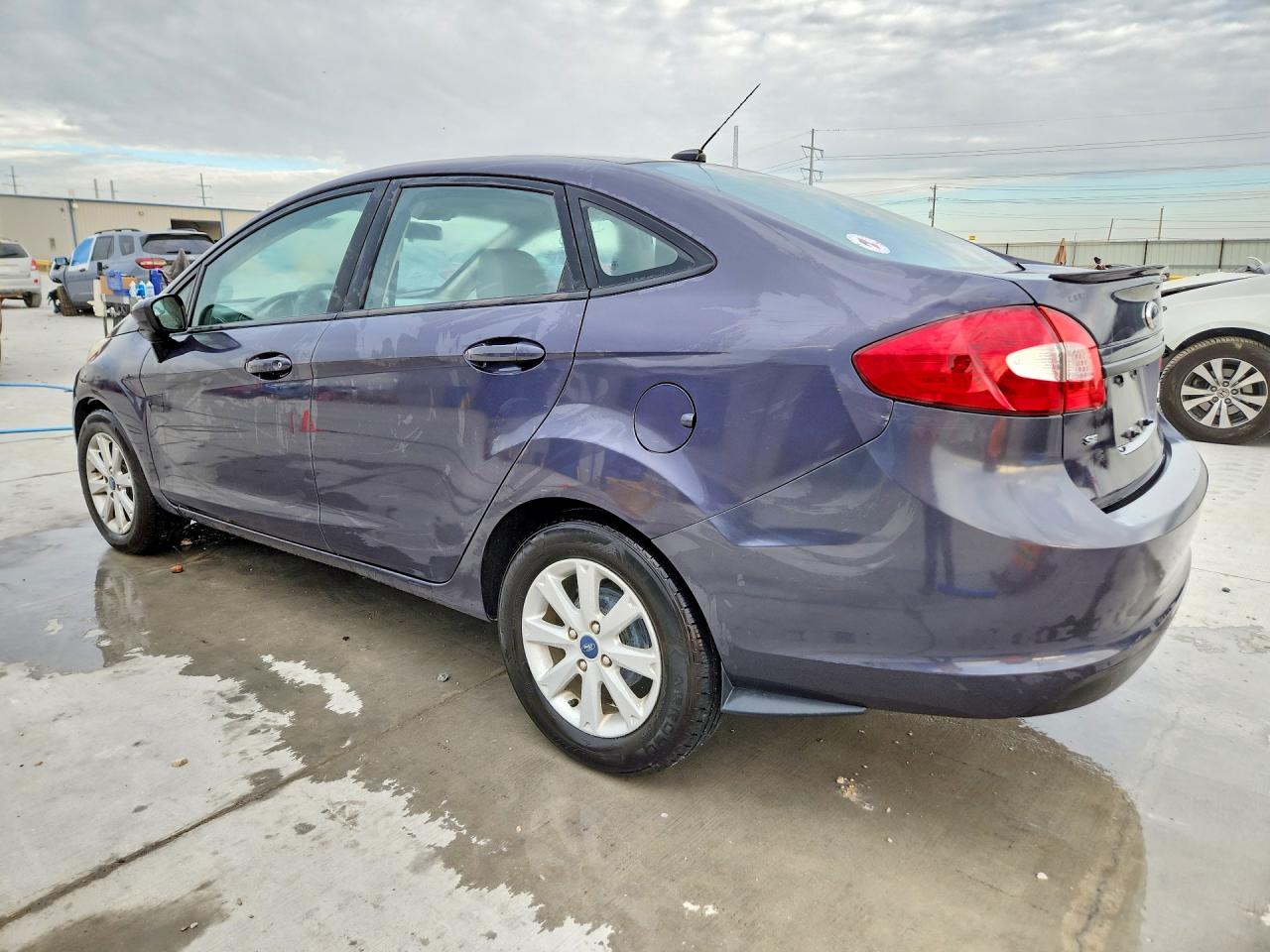 FORD FIESTA 2012 — 3
