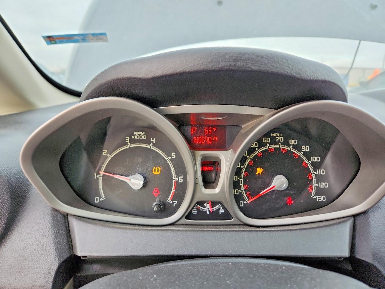 FORD FIESTA 2012 — 10