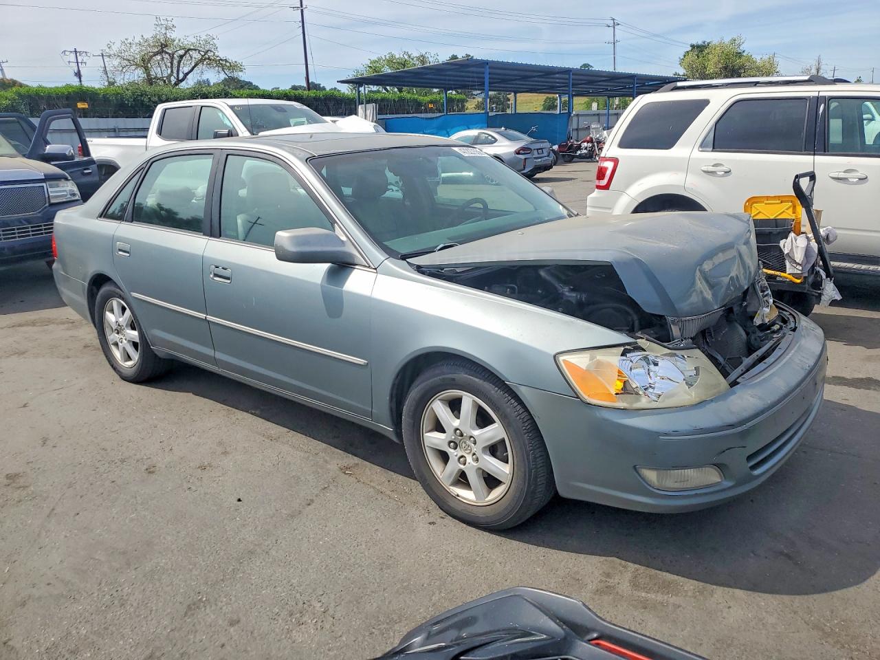 TOYOTA AVALON 2001 — 5