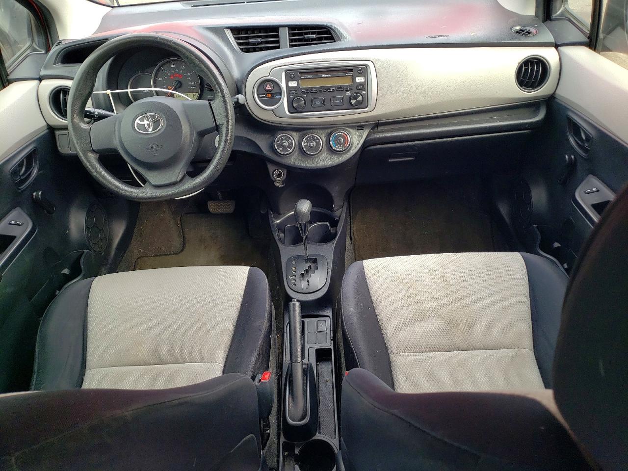 TOYOTA YARIS 2012 — 9