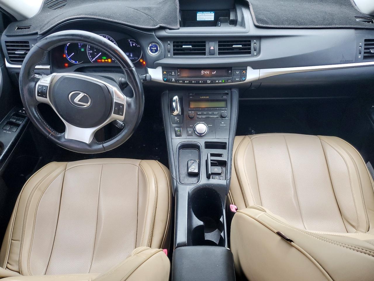 LEXUS CT 2012 — 9